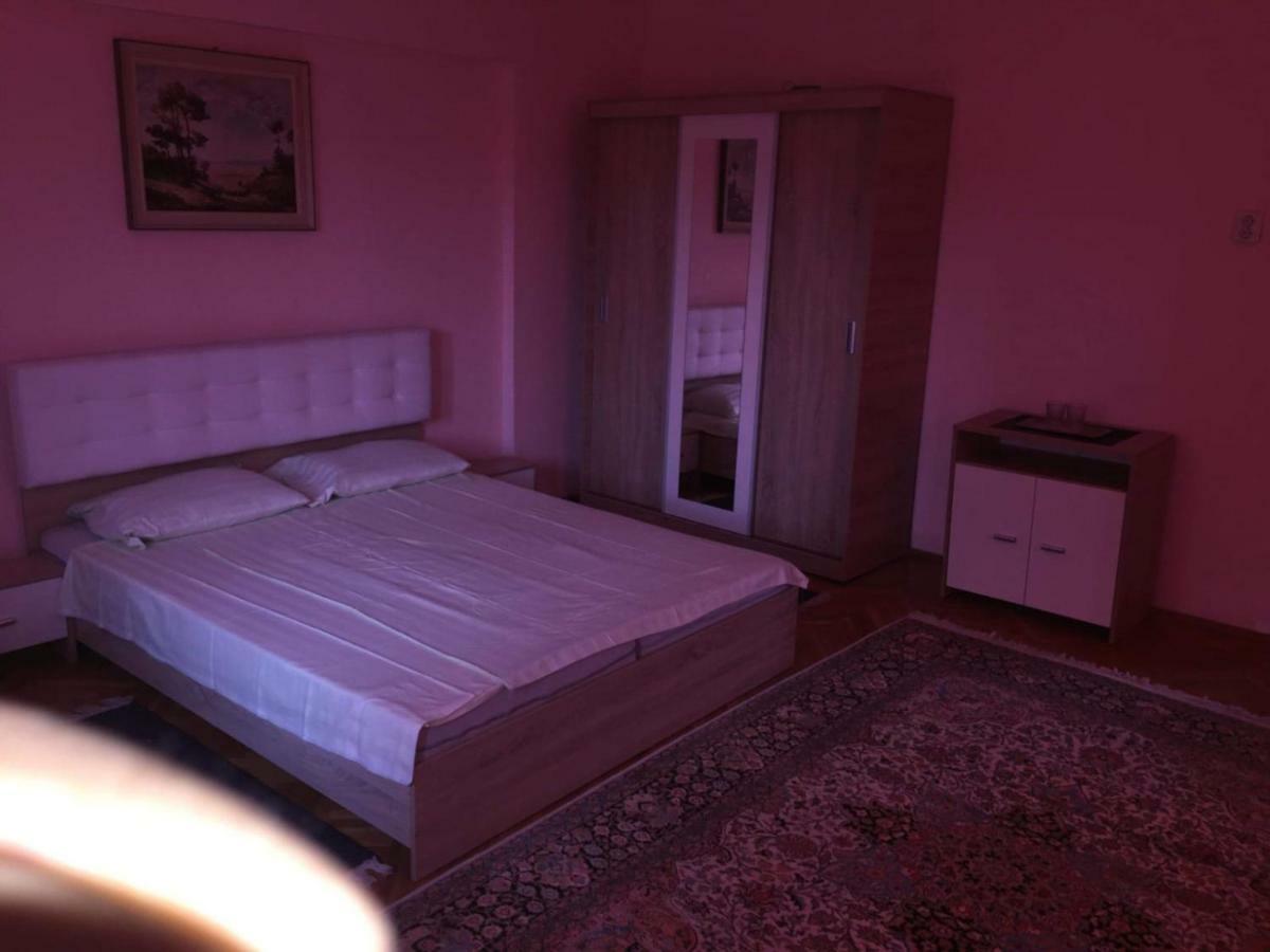 Hôtel Casa Mirela à Turda Extérieur photo